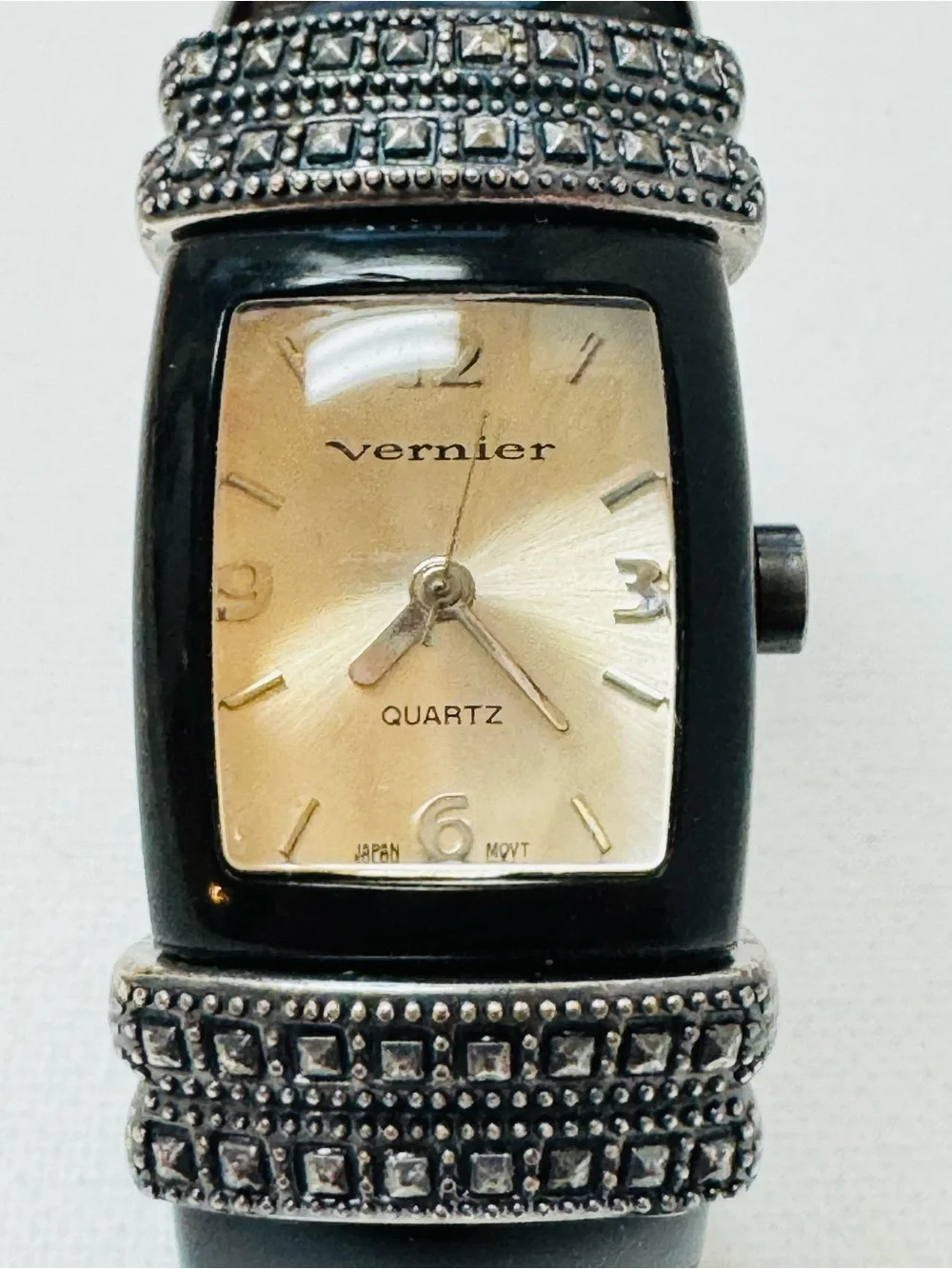 Vintage Vernier Chunky Black Acrylic Women's 6.25